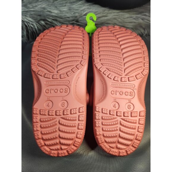 adult unisex Crocs CLASSIC CLOG - men's: 4 - women's: 6 - Strawberry Wine - Picture 2 of 6